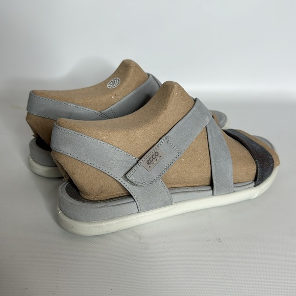ECCO Strappy Grey Damara Sandal NEW Size 11/11.5 US - Picture 5 of 11